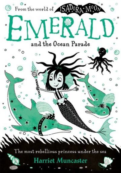 Emerald and the ocean parade
